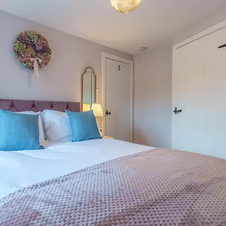 6 The Mews - Cosy With Garden Semesterbostad Bampton (Cumbria)