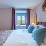 Casa de Férias 6 The Mews - Cosy With Garden