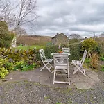 Casa de Férias 6 The Mews - Cosy With Garden *